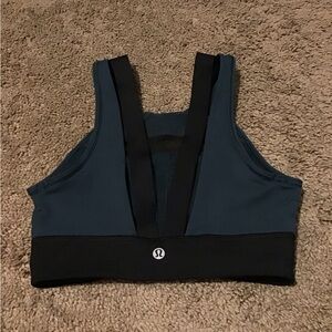 lululemon athletica NWOT Teal and Black Sports Bra